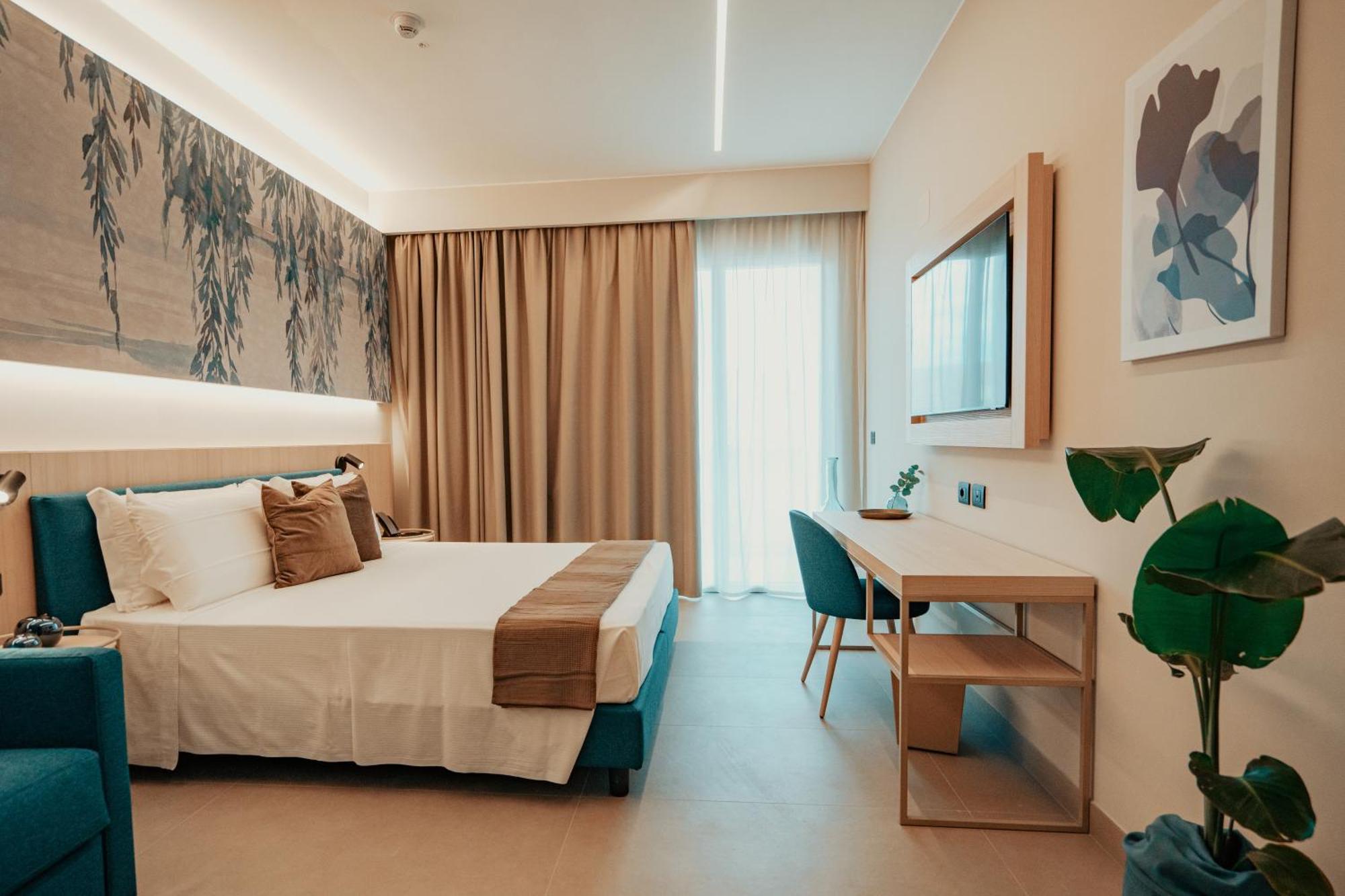 Lumia Hotel Термоли Экстерьер фото