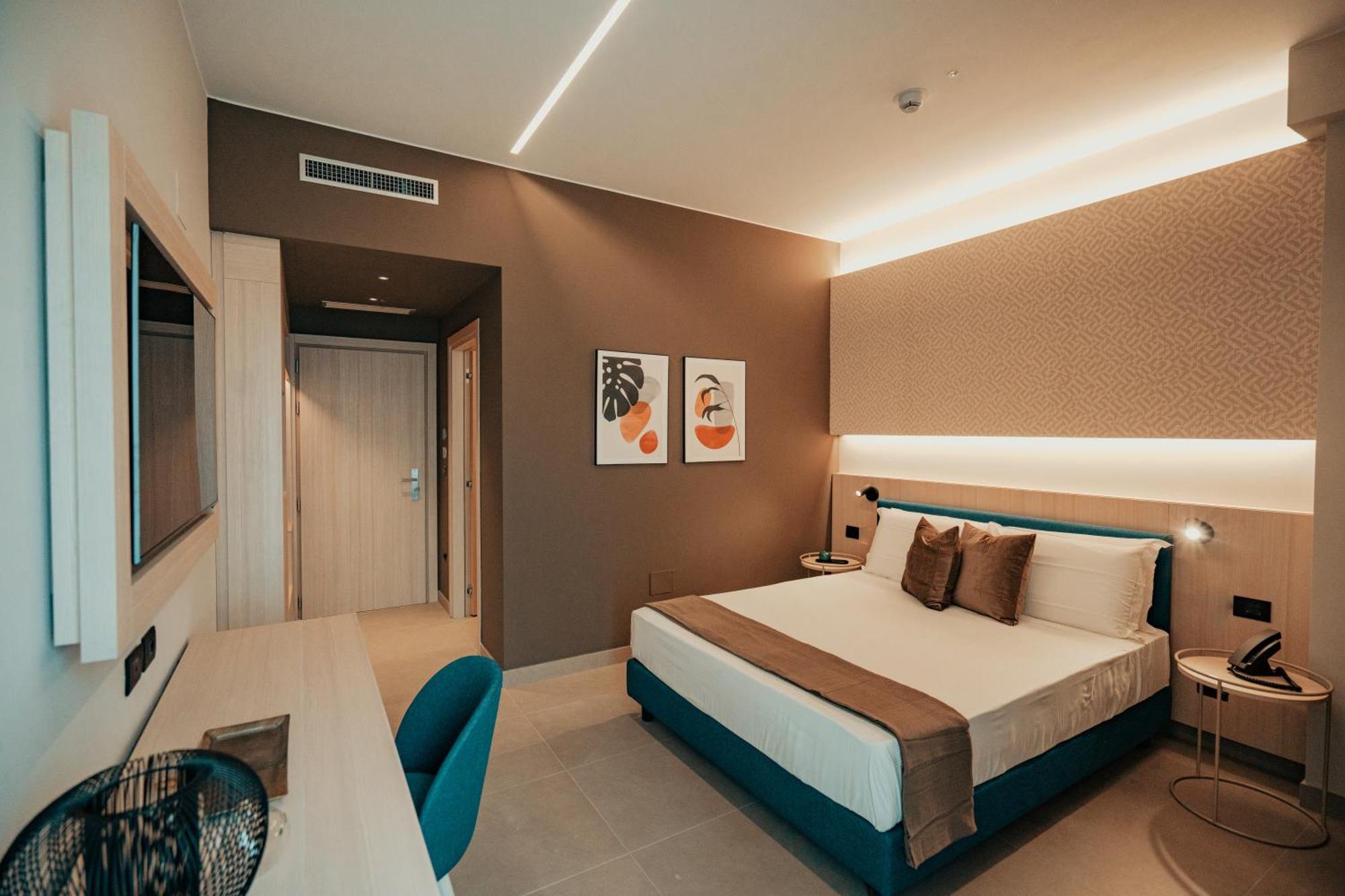 Lumia Hotel Термоли Экстерьер фото